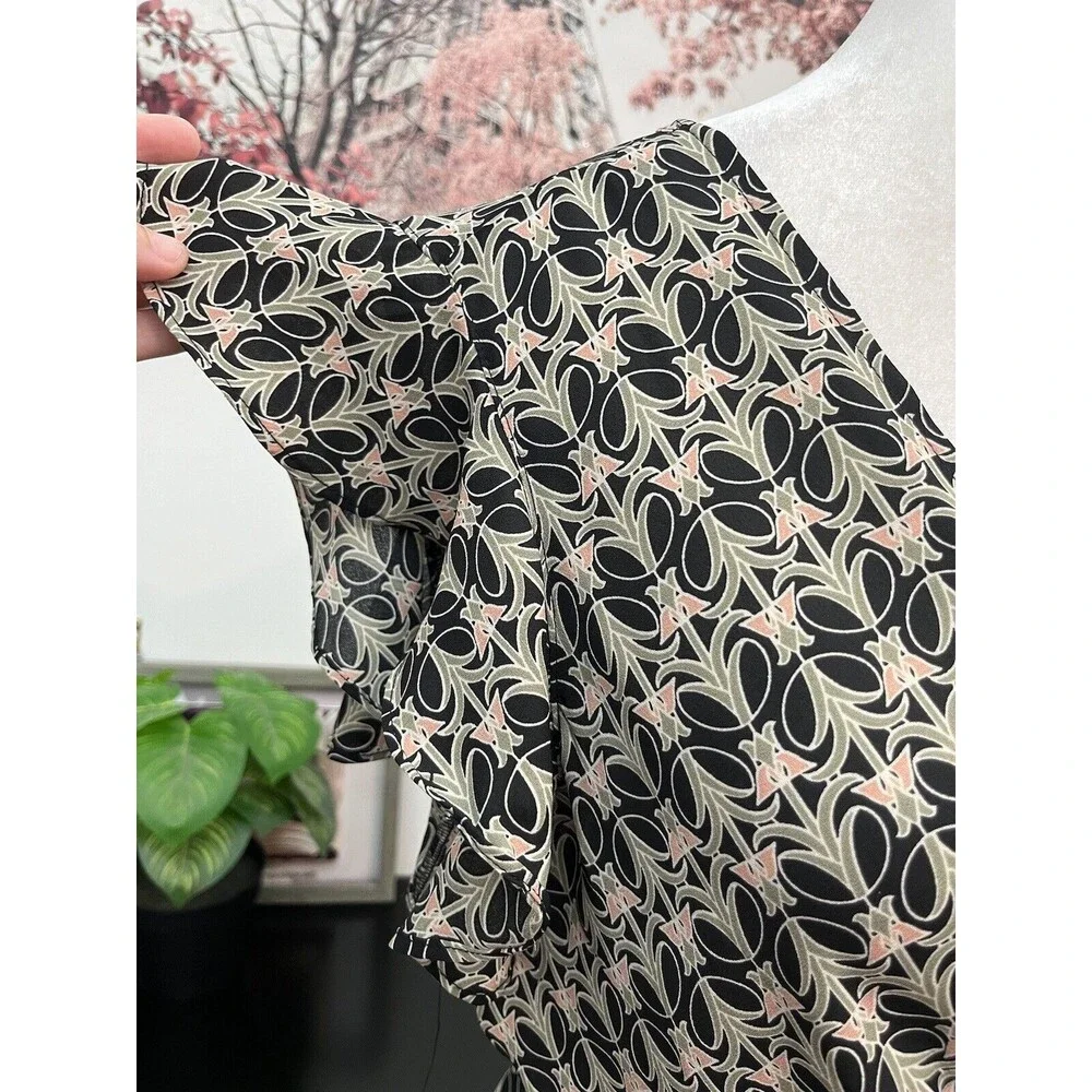Max Studio Women’s Top Blouse Small Geometric Design Surplice Neck Tie Waist